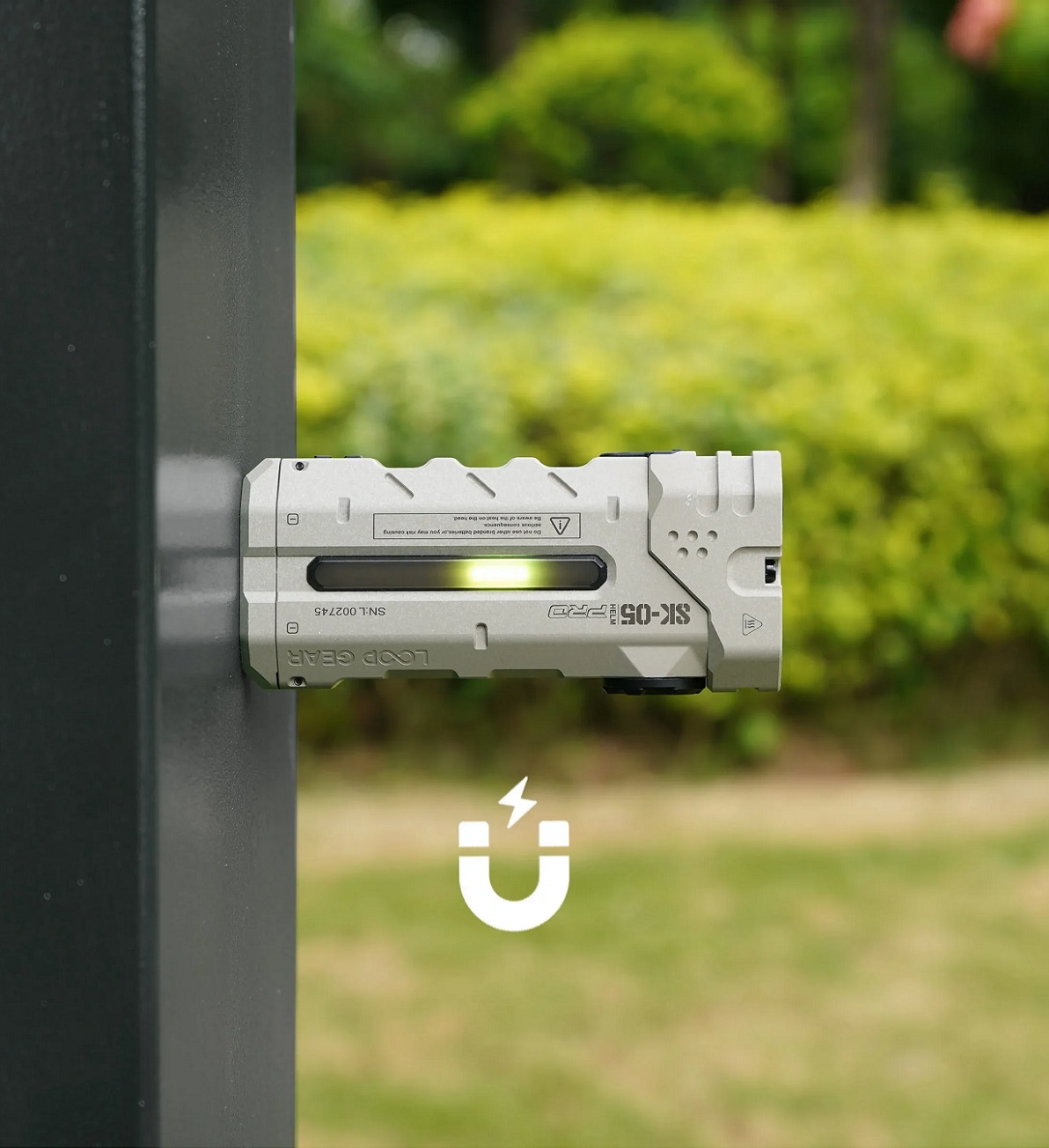 مصباح يدوي متعدد الوظائف من LO - مراجعة Power Bank وسعره